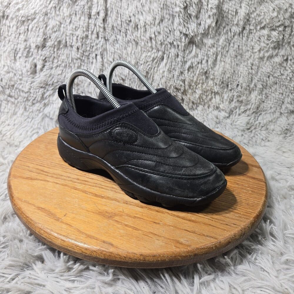 Propet Wash And Wear Slip Resistant Leather Slip On Black Leather Womens Sz 6.5